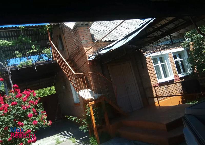 Беслан Республика Северная Осетия — Алания, улица Чкалова, 17А продажа частного дома