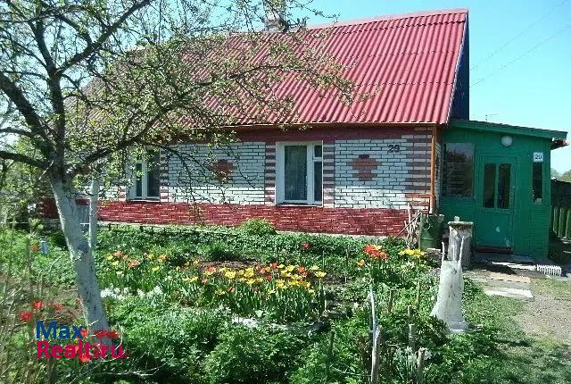 Ивангород Большелуцкое сельское поселение, деревня Первое Мая частные дома