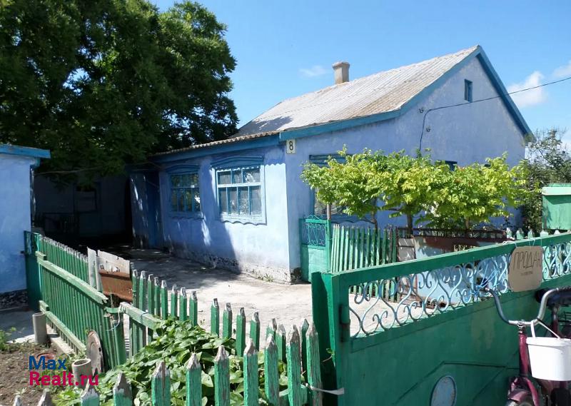 Черноморское Оленевское сельское поселение, село Оленевка, улица Мира, 8 частные дома