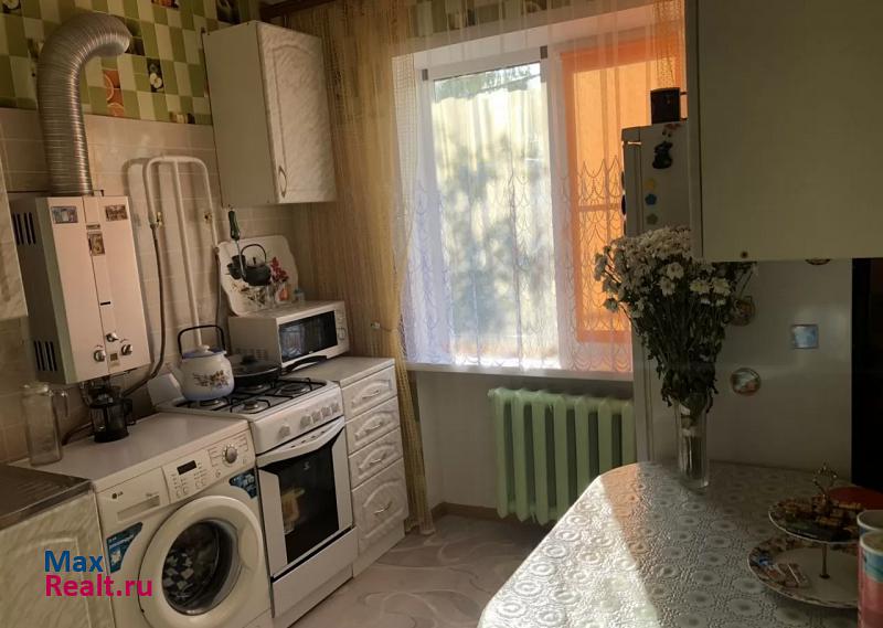 город Венёв, улица Карла Маркса, 12 Венев продам квартиру