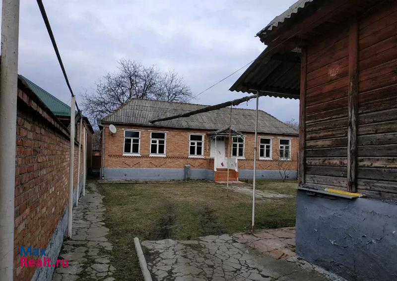 Беслан Республика Северная Осетия — Алания, Комсомольская улица частные дома
