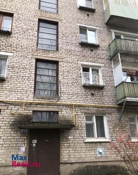 Бежецк набережная Рядового Николаева, 13 квартира купить без посредников