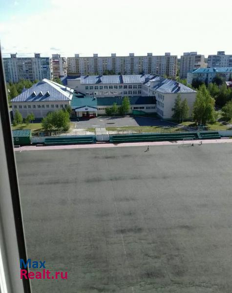 Тюменская область, Ханты-Мансийский автономный округ, 1-й микрорайон Радужный квартира