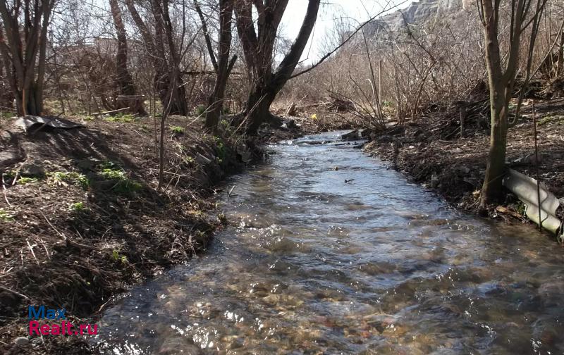 Бахчисарай село Красный Мак, улица Ленина дом