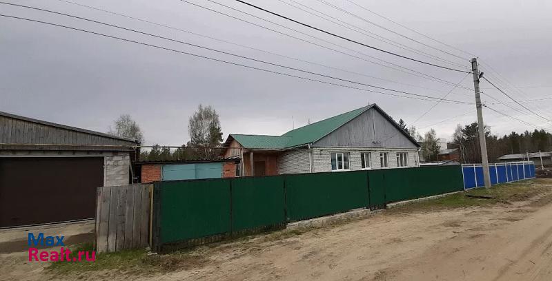 купить частный дом Советский Тюменская область, Ханты-Мансийский автономный округ, Советская улица, 105