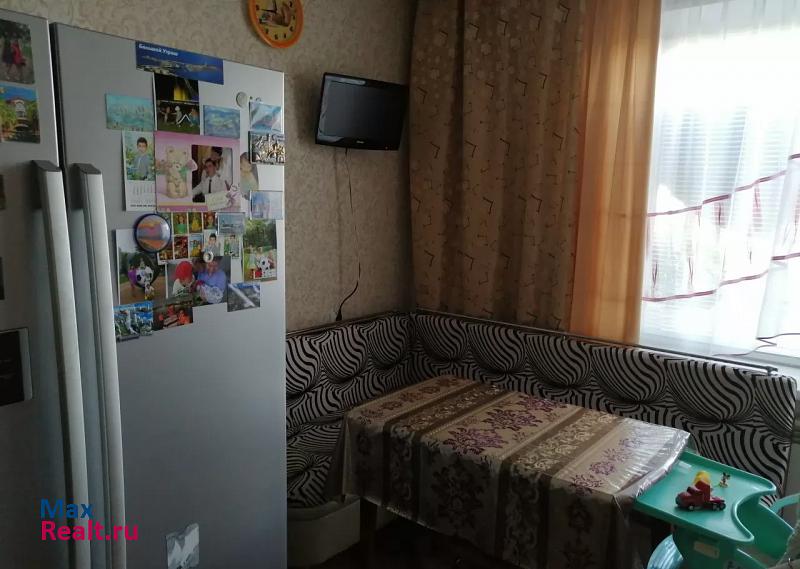 Тюменская область, Ханты-Мансийский автономный округ, 4-й микрорайон, 29 Лянтор купить квартиру