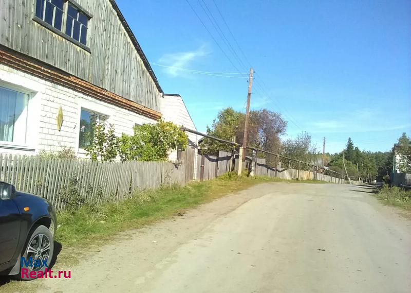 Камень-на-Оби село Столбово, Рабочая улица квартира купить без посредников