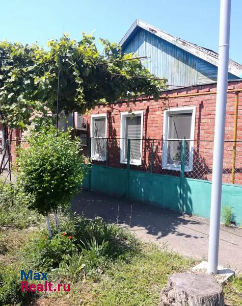купить частный дом Приморско-Ахтарск улица Чапаева