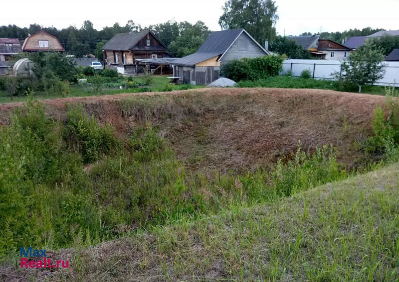 Заволжье посёлок городского типа Первомайский, улица Калинина дом