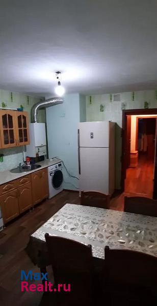 Комсомольская улица, 138 Апшеронск продам квартиру