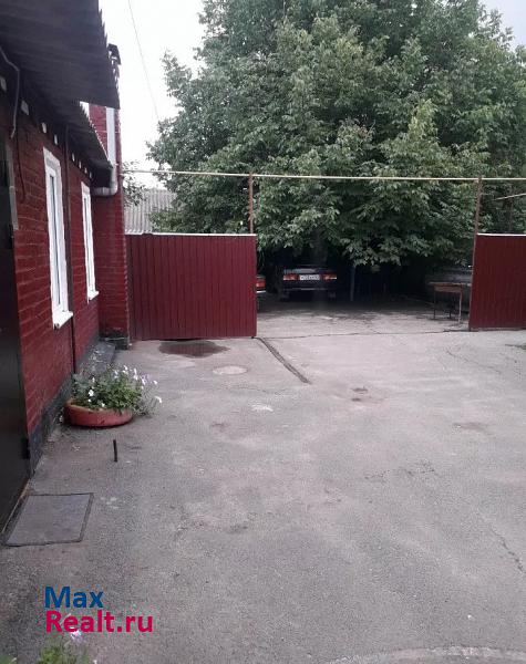 Новошахтинск село Киселево, Весёлая улица, 3