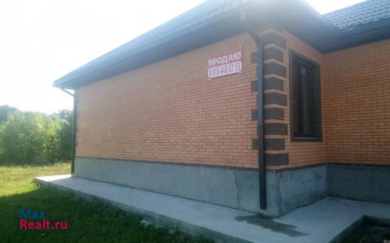 Горячий Ключ станица Саратовская, улица Еловая 4 продажа частного дома