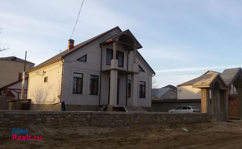 Каспийск ул. Кирова, 10 линия, дом 18. продажа частного дома