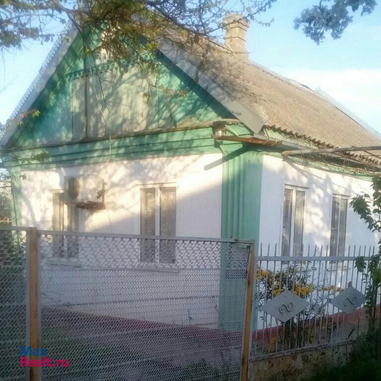 купить частный дом Приморско-Ахтарск ул 8 Марта, 32