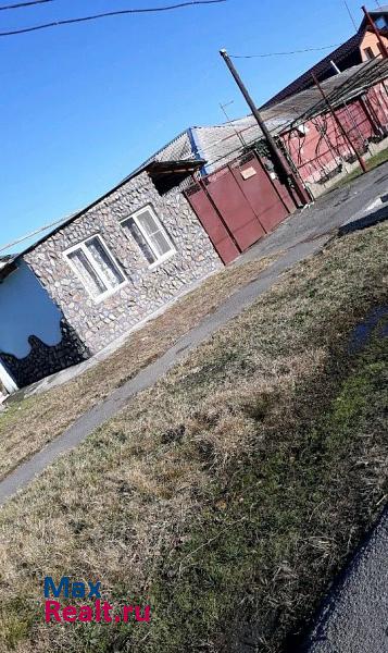 купить частный дом Хумалаг Республика Северная Осетия — Алания, село Брут, Советская улица