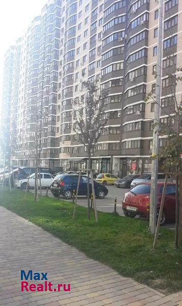 микрорайон Ростовское Шоссе, улица Цезаря Куникова, 35 Краснодар продам квартиру