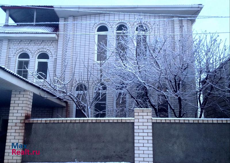 Астрахань поселок городского типа Красные Баррикады, улица Чехова, 148Г