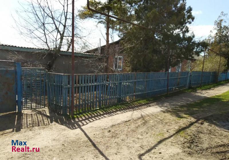 купить частный дом Городовиковск село Эсто-Алтай