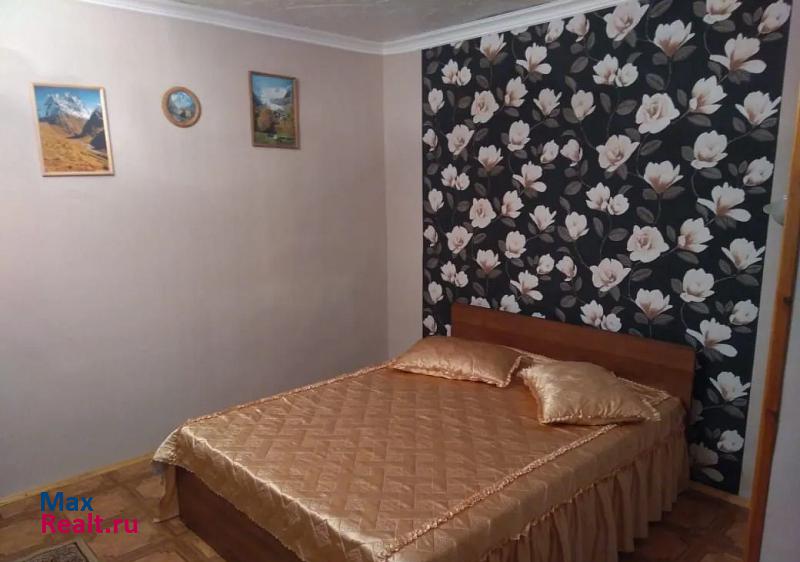 Карачаево-Черкесская Республика, поселок городского типа Домбай Теберда квартира посуточно снять