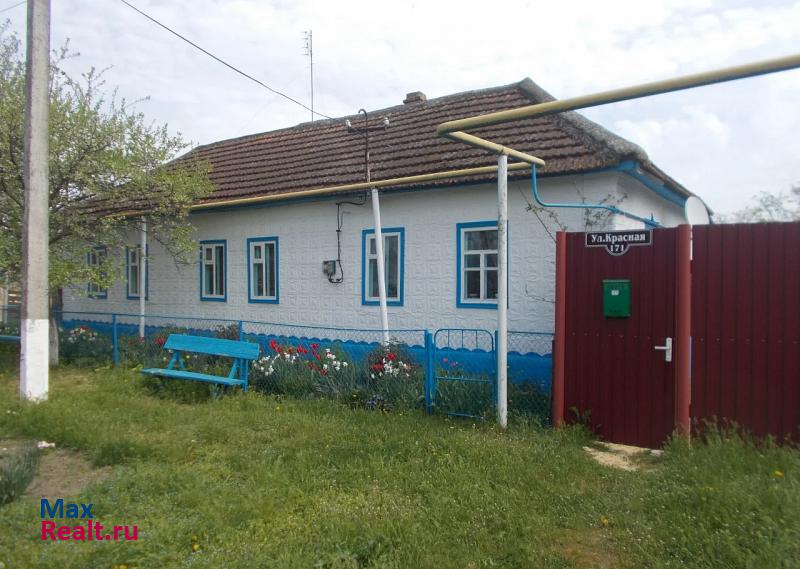 Высоцкое село Ореховка, Красная улица
