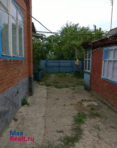 Армавир село Вольное, улица Горького, 9 продажа частного дома