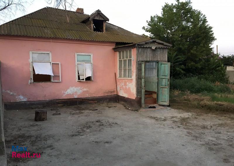 Кизляр улица Толстого, 8 продажа частного дома