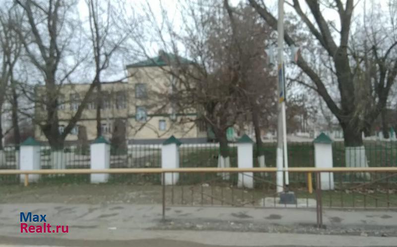 Первомайское Чеченская Республика, станица Шелковская, Комсомольская улица