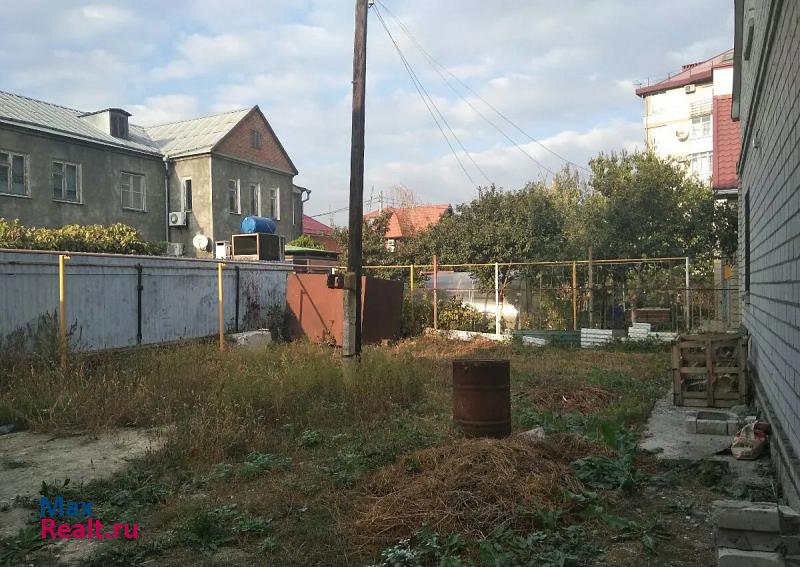 Гайдук Новороссийск, село Цемдолина, Каштановая улица, 4 частные дома