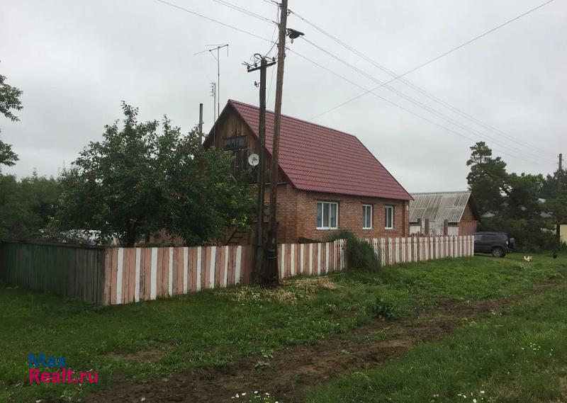 Саргатское село Октябрьское, улица Романенко, 10