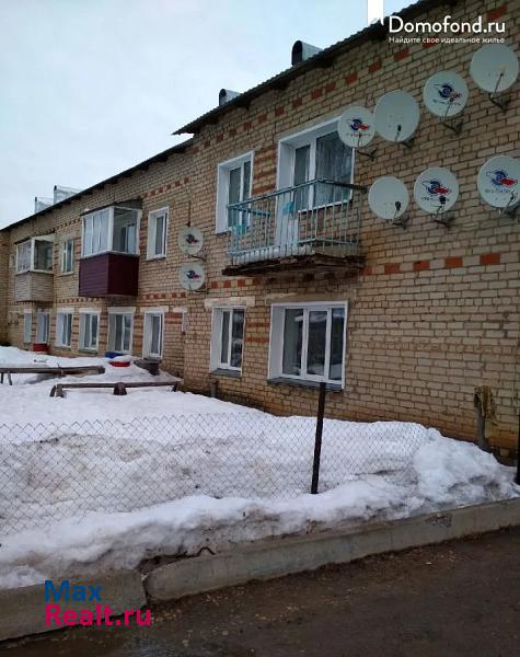 посёлок городского типа Кумёны, улица Гагарина, 39А Кумены купить квартиру