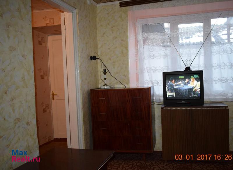 Средняя улица Пятигорск продам квартиру