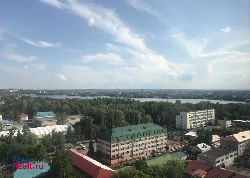 Оренбургский тракт, 4Б Казань квартира на сутки