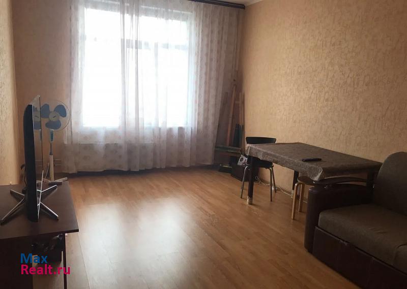 проспект Комарова, 15к3 Омск продам квартиру