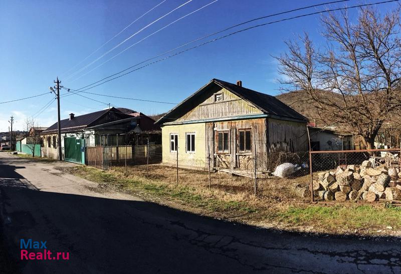 Новомихайловский кп посёлок городского типа Новомихайловский, Совхозная улица, 3