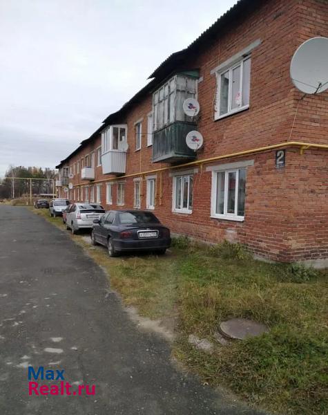 посёлок Кедровое, Советская улица, 2 Среднеуральск купить квартиру