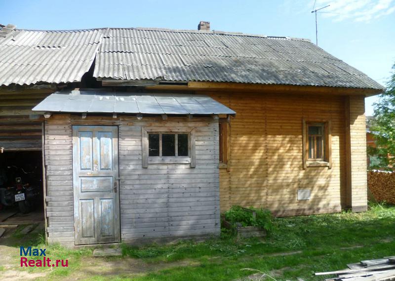 Шексна посёлок Чёбсара, улица Смирновых, 28 частные дома