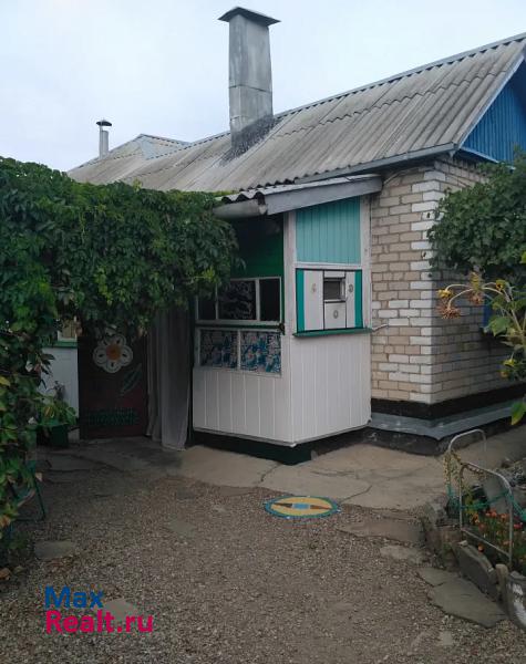 Каменск-Шахтинский хутор Богданов, улица Комарова, 21А частные дома