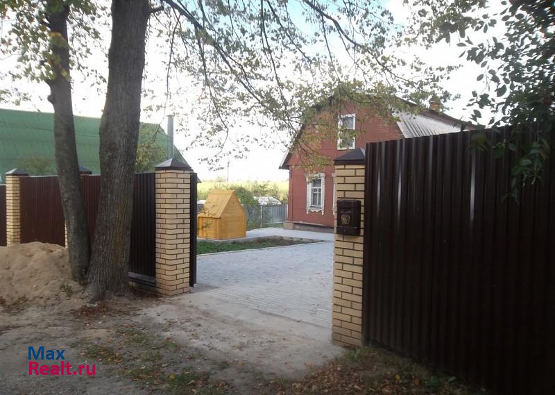 Новопетровское село Новопетровское, 2-я Железнодорожная улица, 12 частные дома