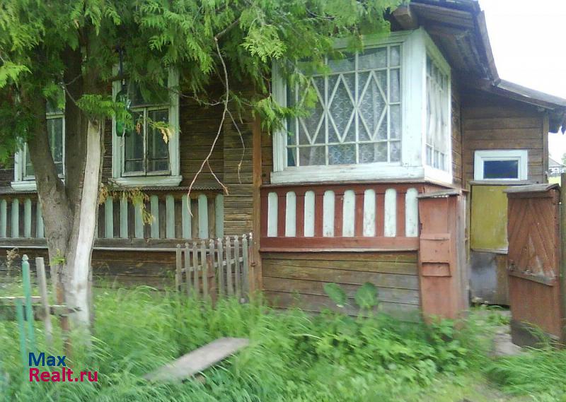 Крестцы рабочий посёлок Крестцы, улица Большевиков, 26 частные дома