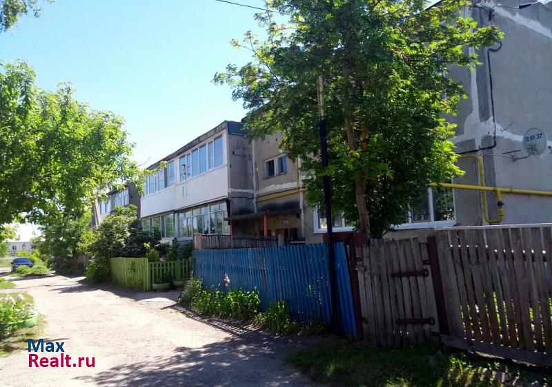 поселок Липки, улица Ленина, 11 Новоульяновск продам квартиру