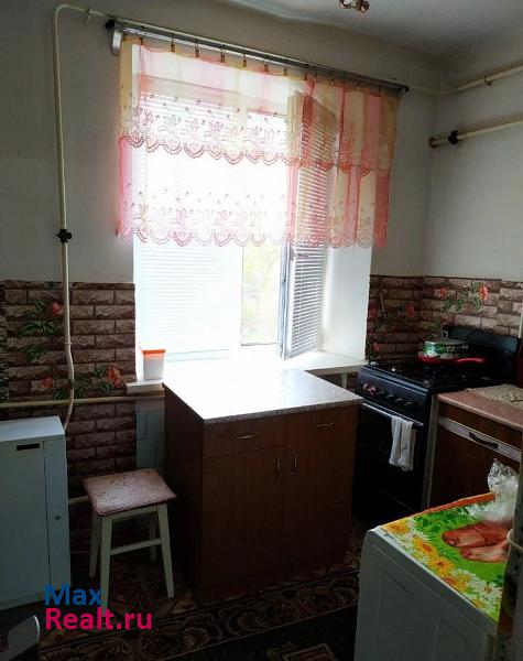 поселок Красный Бумажник Матвеев-Курган продам квартиру