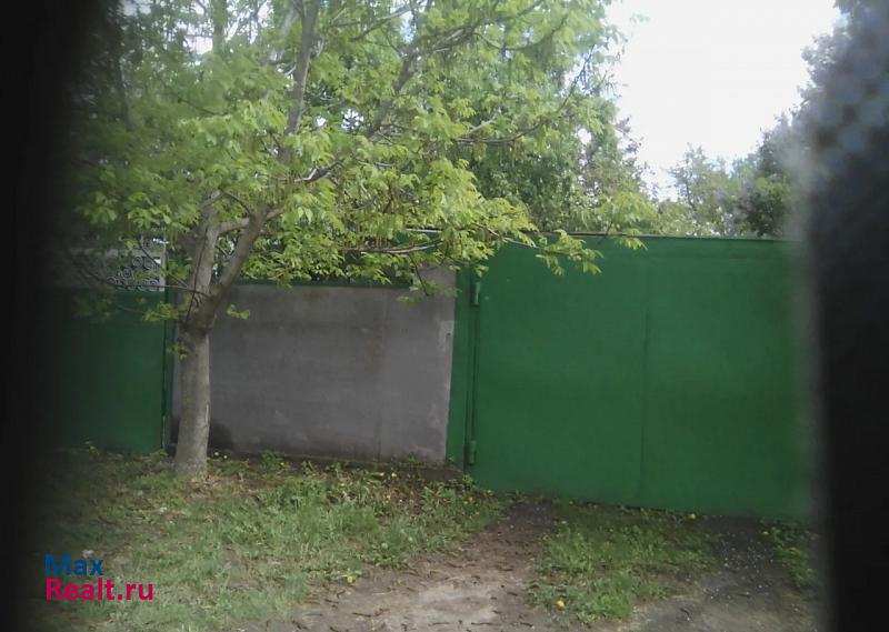 Кочубеевское село Кочубеевское, Школьная улица, 15 частные дома