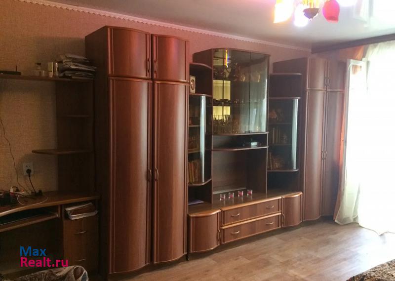 1-й микрорайон, 25 Сафоново продам квартиру