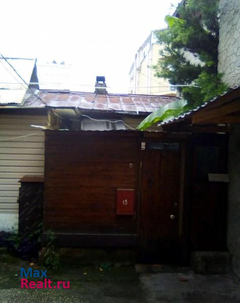 Сочи микрорайон Центральный, улица Орджоникидзе, 32 частные дома