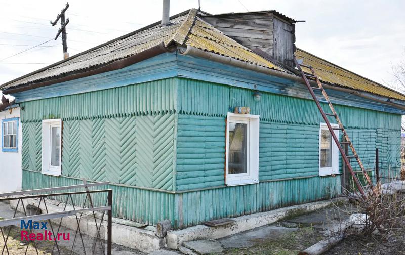 Калманка село Калманка, Социалистическая улица, 66 продажа частного дома