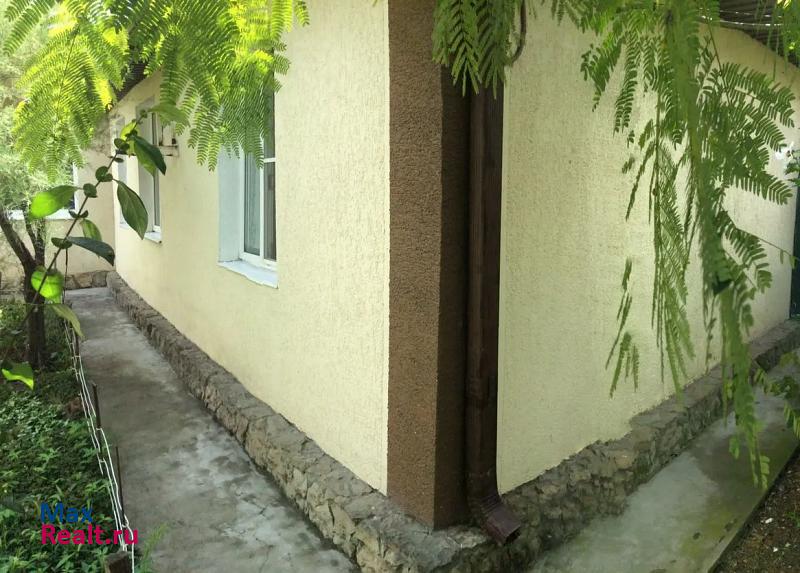 Гайдук Новороссийск, село Цемдолина, улица Дзержинского, 4 частные дома