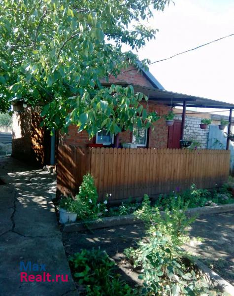 Дивное село Дивное, Комсомольская улица, 10 продажа частного дома