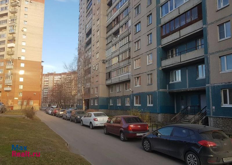 Комендантский проспект, 32к1 Санкт-Петербург продам квартиру