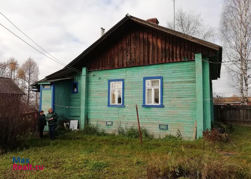 Данилов городское поселение Данилов, Молодёжная улица, 19 продажа частного дома