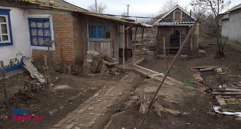 Арзгир село Садовое, улица Воробьёва частные дома